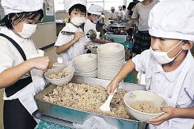 石川県 海女採りサザエ、給食に 輪島の7小中、まぜご飯提供 ...